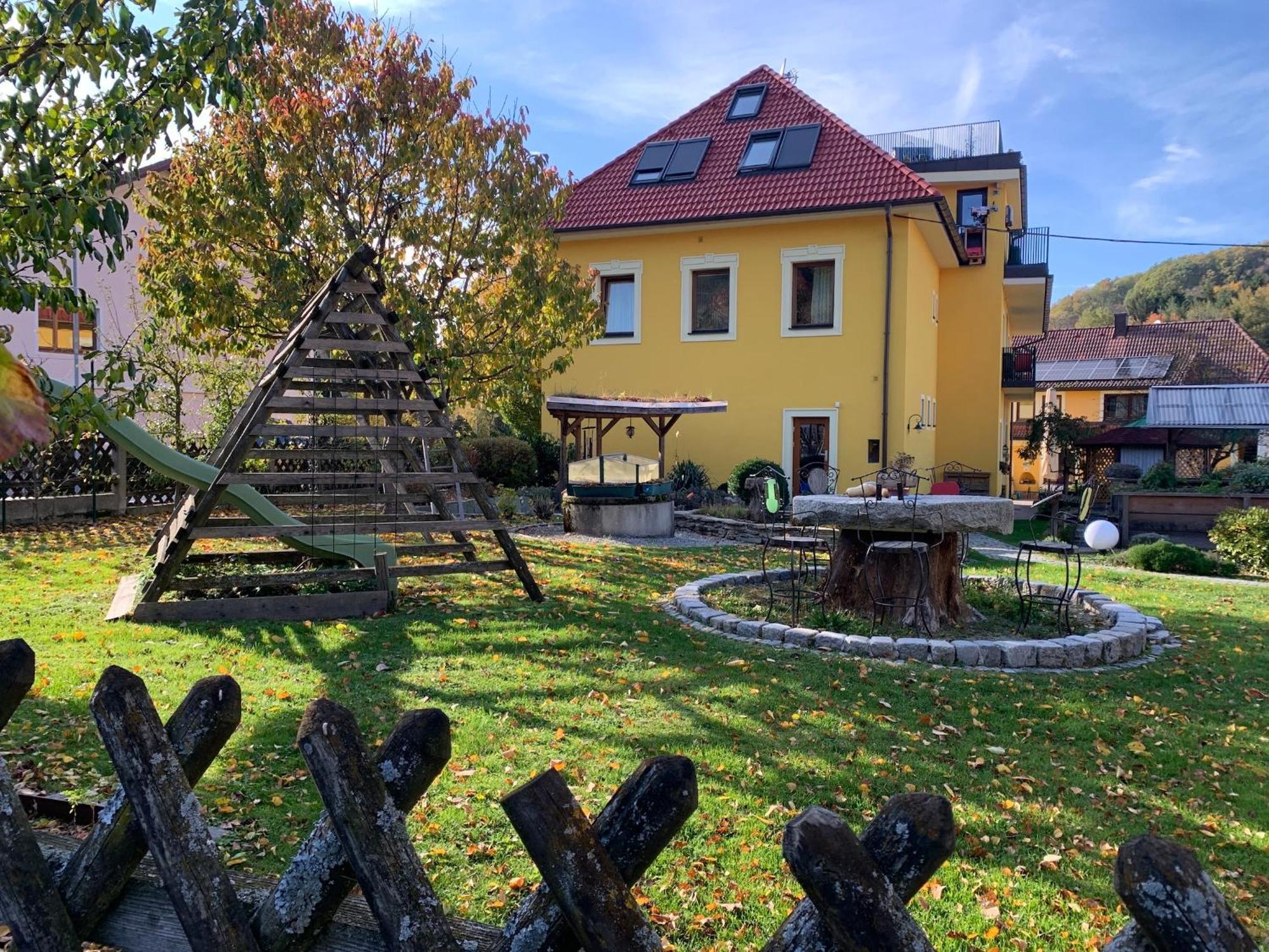 Landgasthof Zur Linde Laaben エクステリア 写真